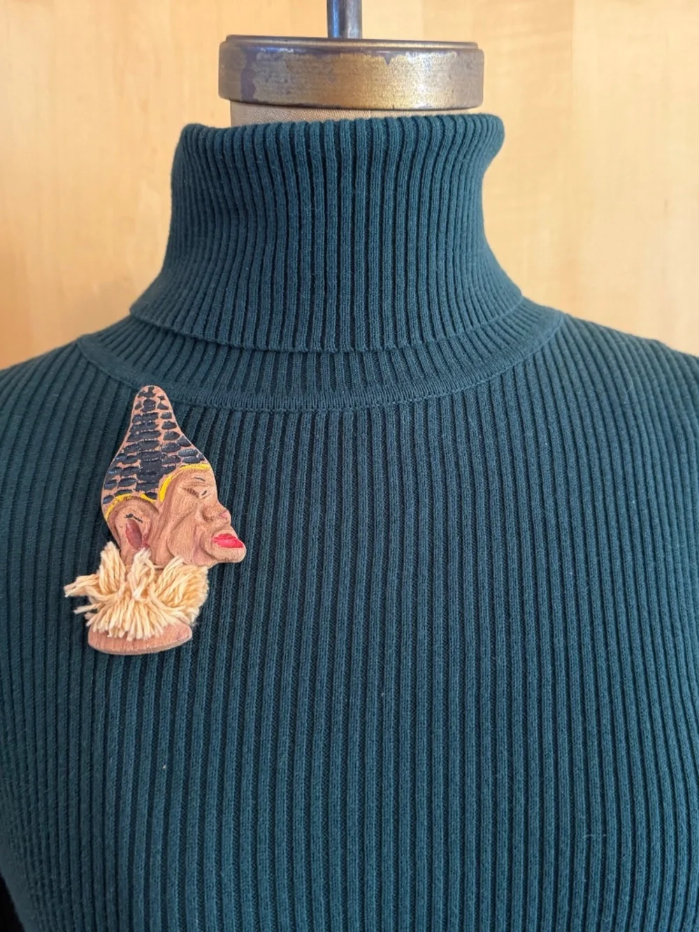 Vintage Elzac Brooch - Carved Wooden Face with a Textured Black Hat & Beige Yarn